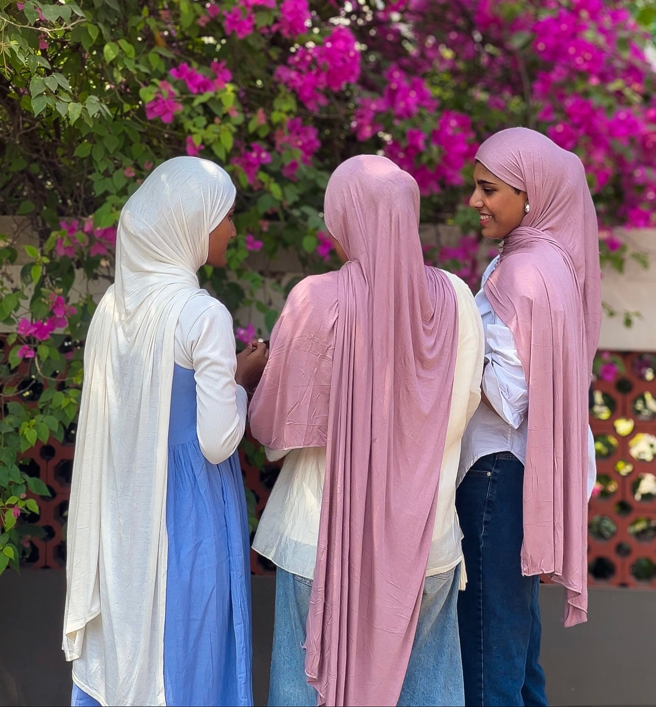 CLASSIC JERSEY PASTEL PARROTS