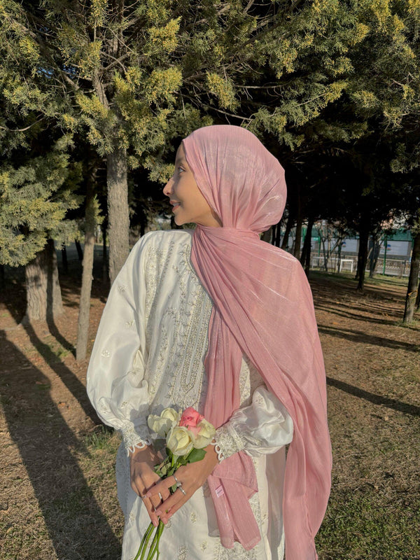 Rosy glow shimmer organza hijab