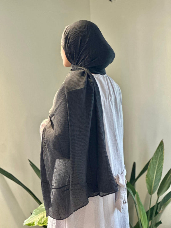 Charcoal grey Cotton pleated hijab