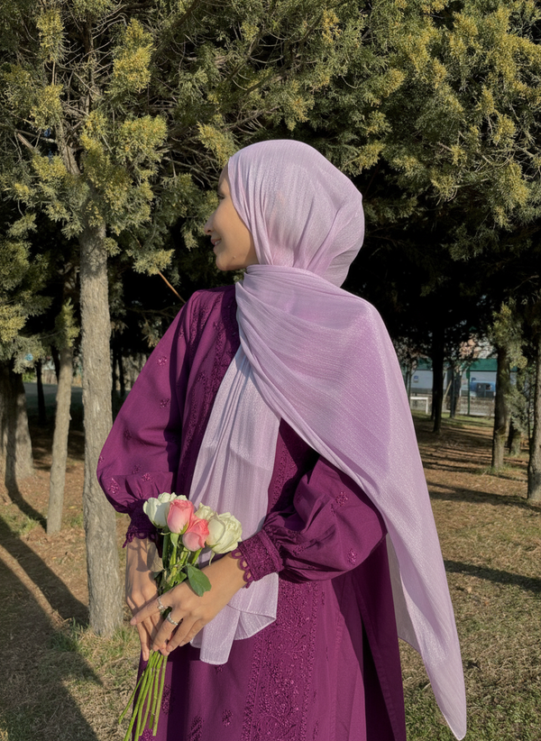 Pale lilac shimmer organza hijab