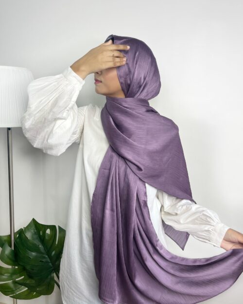 Vintage lavender crepe satin hijab pastel parrot pastelparrot
