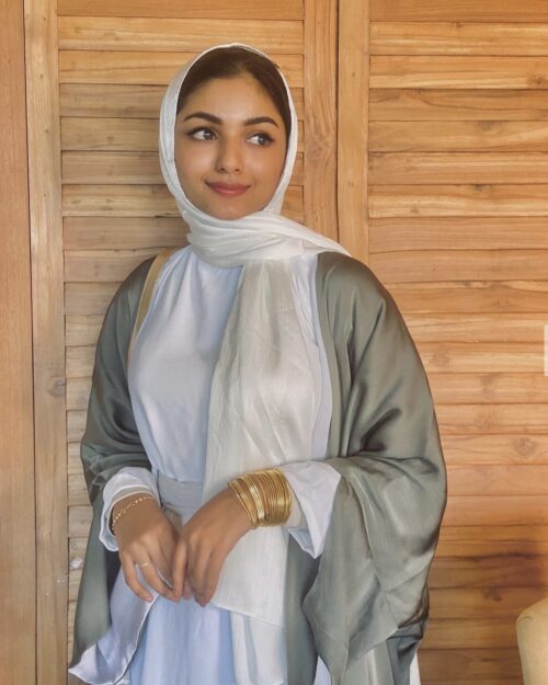 Lumi white premium satin hijab