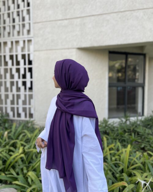 Mitten purple laser georgette hijab