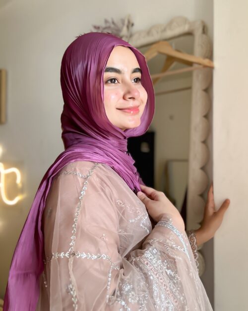 Bougainvillea organza shimmer hijab