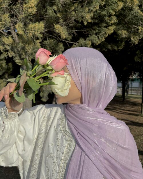 Pale lilac shimmer organza hijab