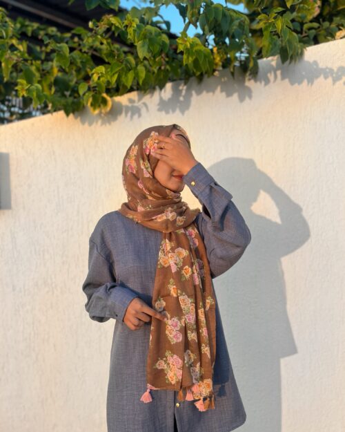 Chestnut brown cotton floral hijab