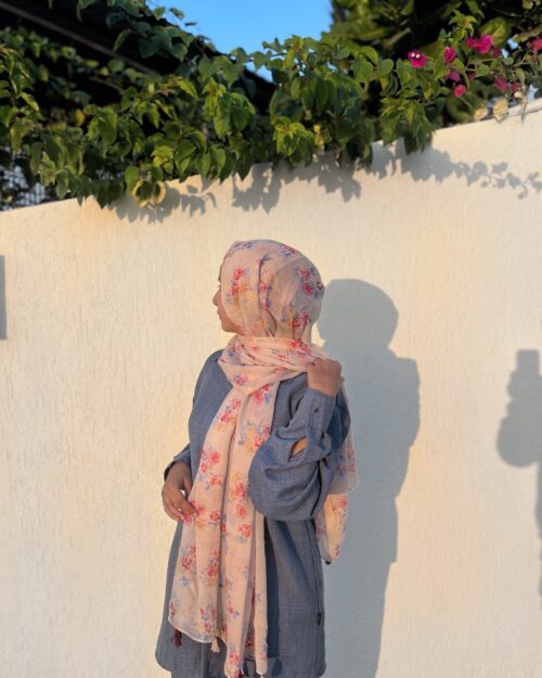 Ivory bliss cotton floral hijab