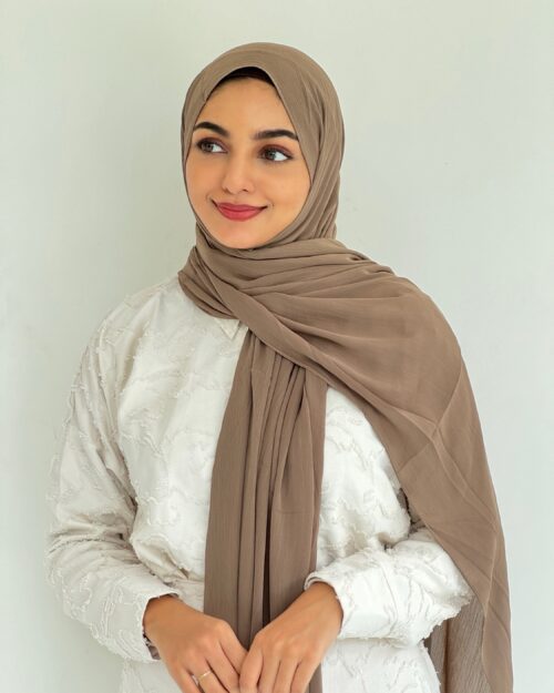 Earthnut brown crinkled chiffon hijab